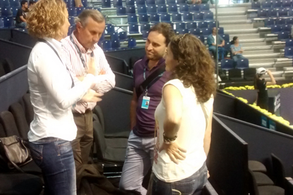 Gala León intensifica los contactos con jugadores y sectores del mundo del tenis en el Valencia Open 500 Gala León intensifica los contactos con jugadores y sectores del mundo del tenis en el Valencia Open 500