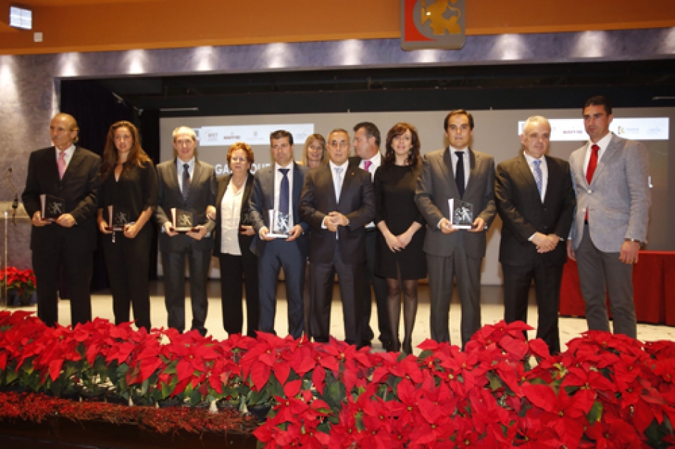 La RFET ha celebrado esta noche en Crdoba la Gala Solidaria del Tenis Espaol en favor de Unicef