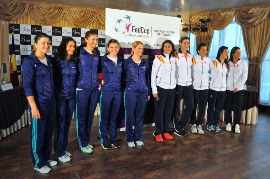 Soler abrirá la Fed Cup ante Halep y Muguruza jugará con Begu Soler abrirá la Fed Cup ante Halep y Muguruza jugará con Begu
