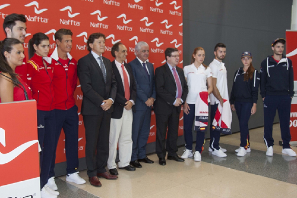 Naffta presenta la nueva equipación oficial de las Selecciones Españolas de Copa Davis y Fed Cup Naffta presenta la nueva equipación oficial de las Selecciones Españolas de Copa Davis y Fed Cup