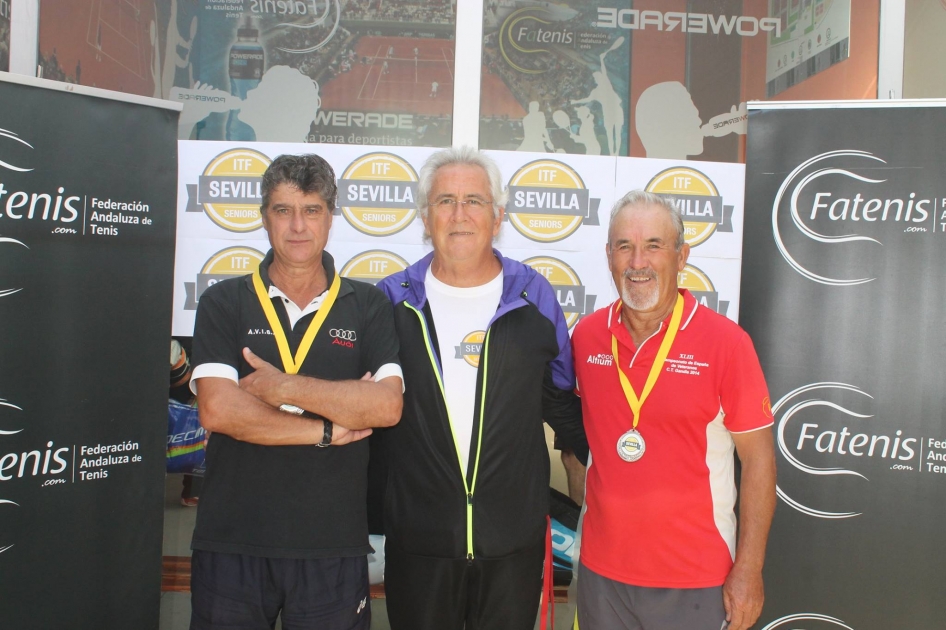 El tenis español roza el pleno en el primer torneo internacional de veteranos de Sevilla El tenis español roza el pleno en el primer torneo internacional de veteranos de Sevilla