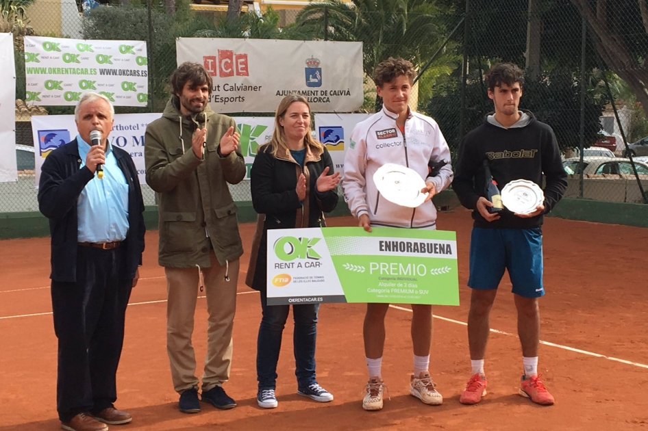 Carlos Taberner cede su primera profesional en Mallorca ante el noruego Casper Ruud Carlos Taberner cede su primera profesional en Mallorca ante el noruego Casper Ruud