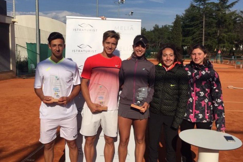 Semifinales de la abulense Paula Arias en el internacional júnior de Umag Semifinales de la abulense Paula Arias en el internacional júnior de Umag