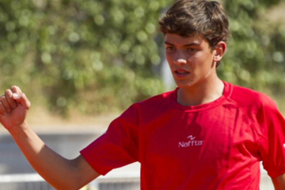 El barcelonés Nikolás Sánchez-Izquierdo logra en Malta su primer título del circuito mundial júnior El barcelonés Nikolás Sánchez-Izquierdo logra en Malta su primer título del circuito mundial júnior