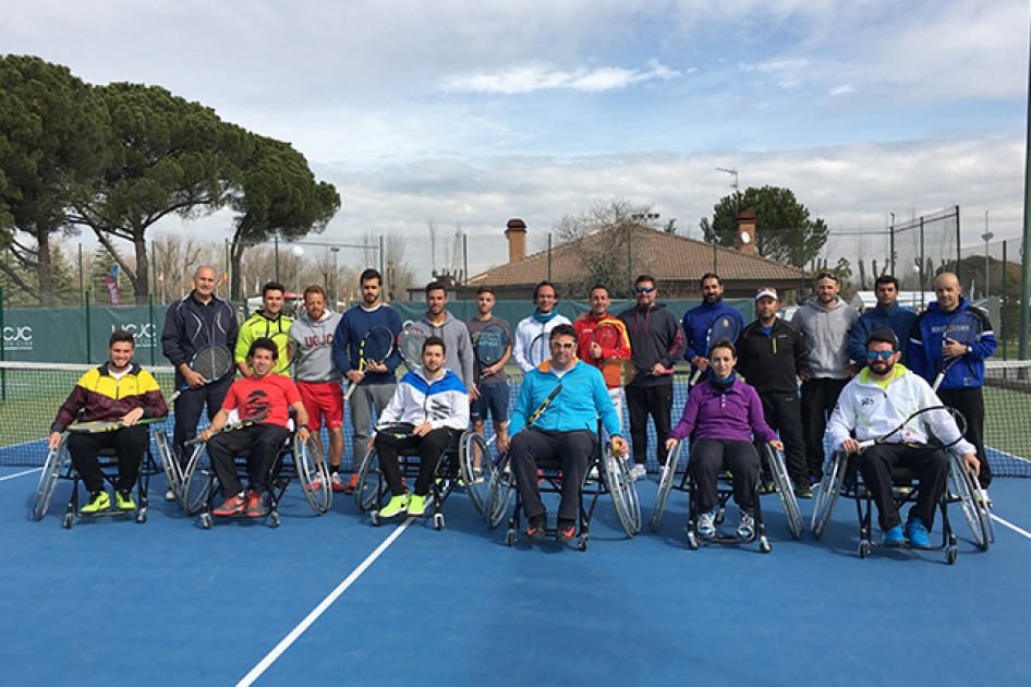 Concluye el Curso Nacional de Especializacin de Tenis en Silla de Ruedas en Madrid 