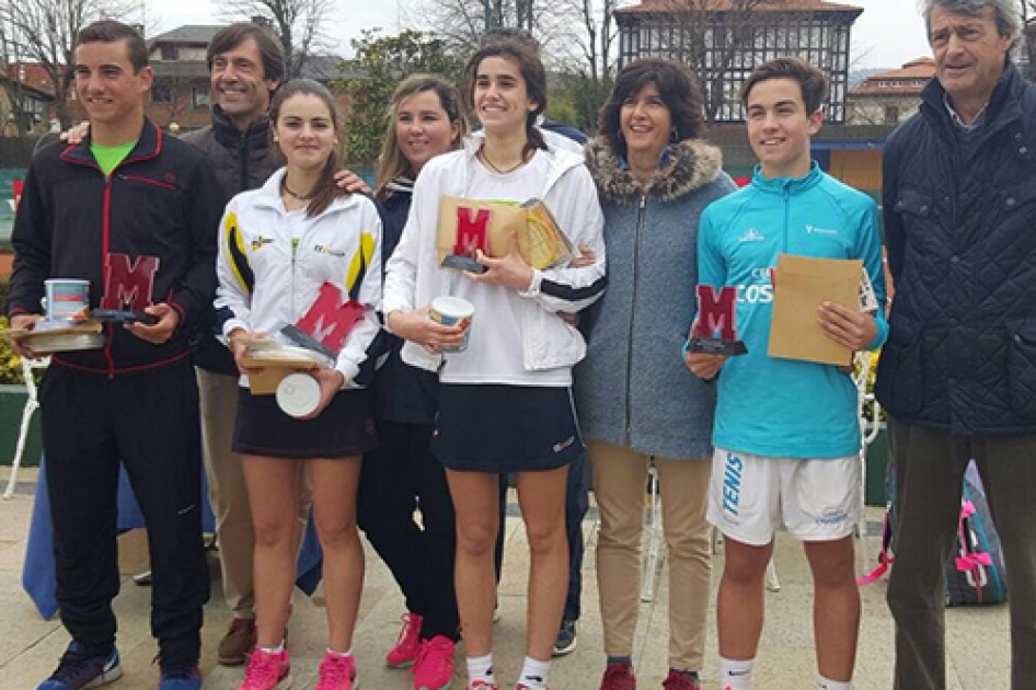 Guillermo Jiménez y Lucía de la Puerta se llevan el Marca Jóvenes Promesas de Getxo Guillermo Jiménez y Lucía de la Puerta se llevan el Marca Jóvenes Promesas de Getxo
