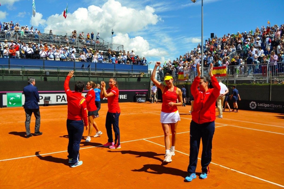 Garbiñe Muguruza certifica el ascenso de España al Grupo Mundial de la Fed Cup Garbiñe Muguruza certifica el ascenso de España al Grupo Mundial de la Fed Cup