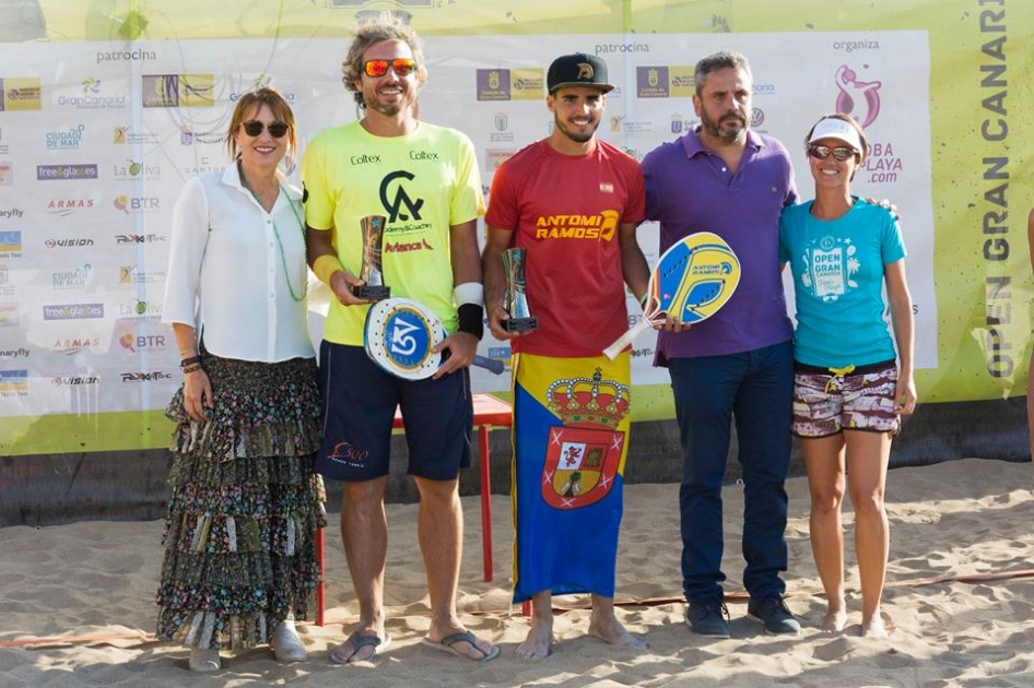 Benigno a nombre de detergente Antomi Ramos y el italiano Alessandro Calbucci se llevan el Open Gran  Canaria de 15.000$