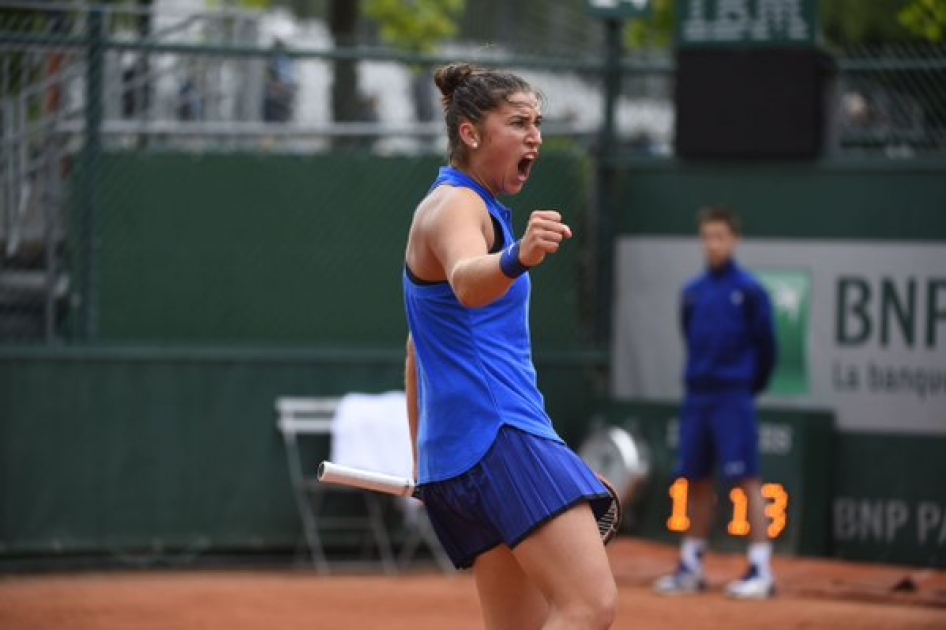 Sara Sorribes y Jordi Samper superan la previa de Roland Garros junto a Roberto Carballés Sara Sorribes y Jordi Samper superan la previa de Roland Garros junto a Roberto Carballés