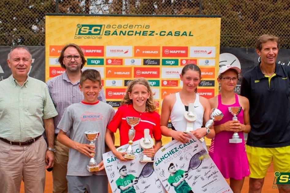 El italiano Jacopo Bilardo y la francesa Florence Joule se llevan el internacional alevín de El Prat de Llobregat El italiano Jacopo Bilardo y la francesa Florence Joule se llevan el internacional alevín de El Prat de Llobregat