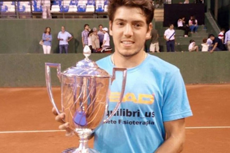 Mario Vilella cede la final de la 91ª Copa del Rey de Huelva ante el portugués João Domingues Mario Vilella cede la final de la 91ª Copa del Rey de Huelva ante el portugués João Domingues