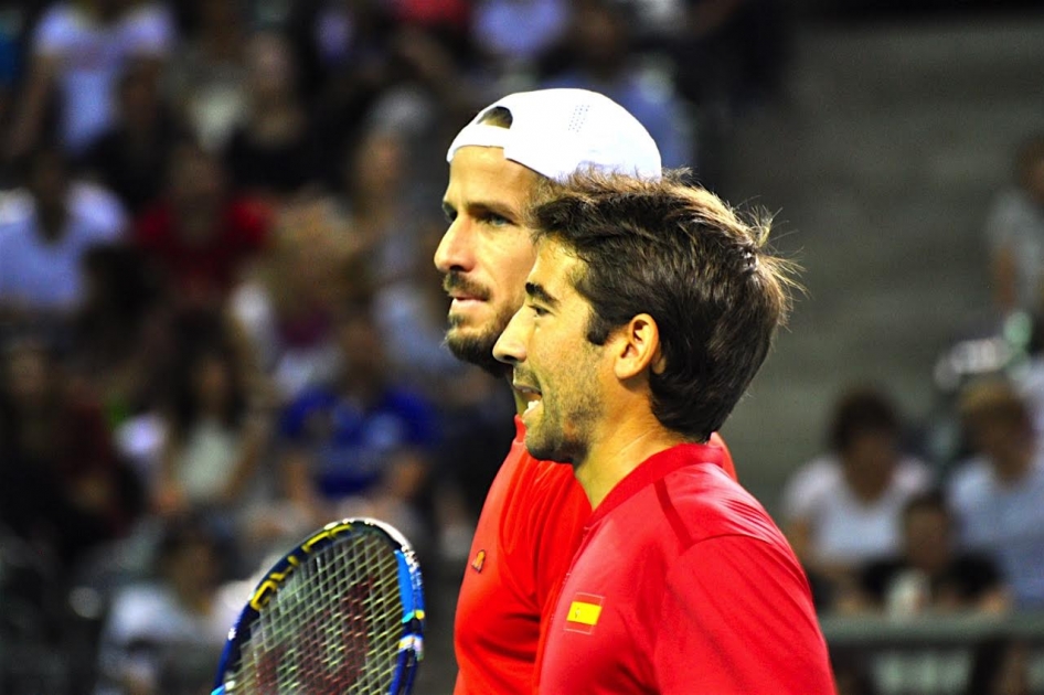 España tendrá que decidir el domingo tras la derrota en dobles de Feliciano y Marc López España tendrá que decidir el domingo tras la derrota en dobles de Feliciano y Marc López