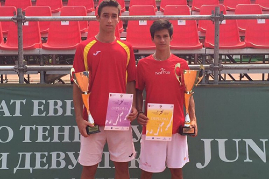 Carlos Sánchez Jover se proclama Campeón de Europa Cadete en Moscú ante Rafael Izquierdo Carlos Sánchez Jover se proclama Campeón de Europa Cadete en Moscú ante Rafael Izquierdo