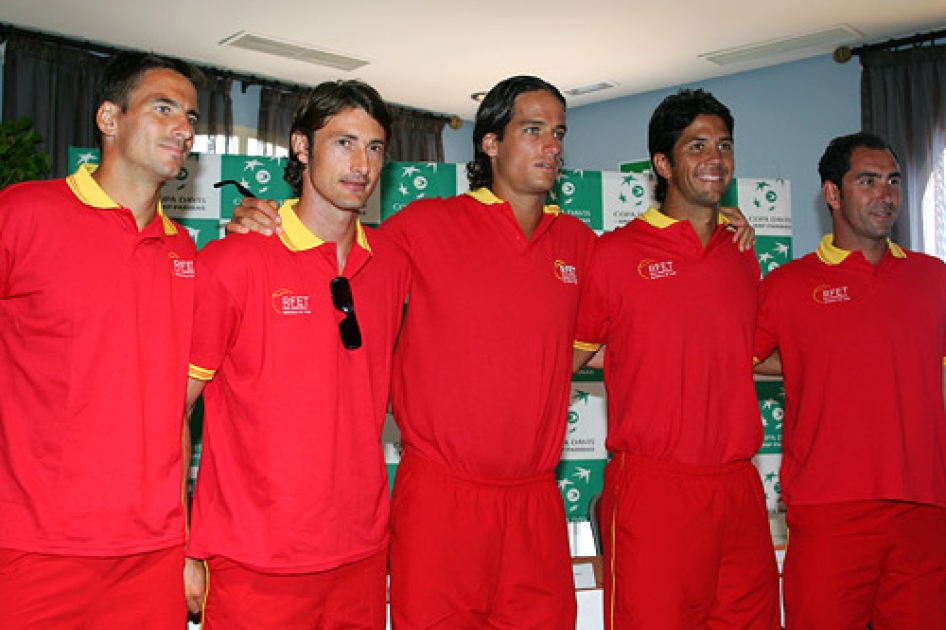 Verdasco y Beck abrirán los cuartos de final de la Copa Davis Verdasco y Beck abrirán los cuartos de final de la Copa Davis