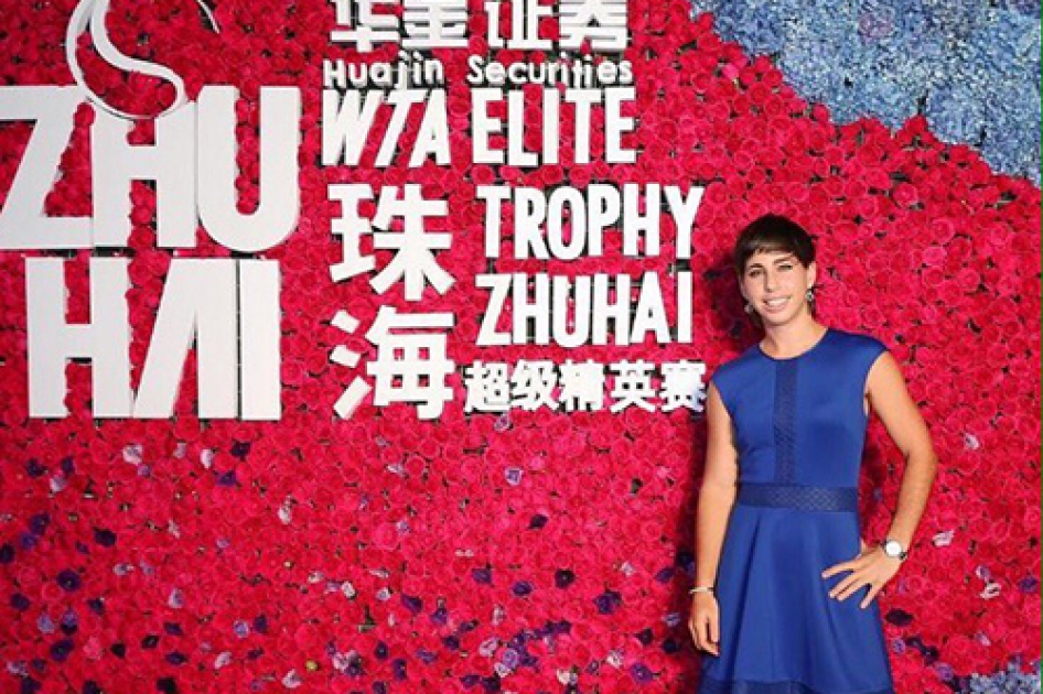 Carla Suárez se retira del Masters Masters “B” de Zhuhai por lesión en la muñeca Carla Suárez se retira del Masters Masters “B” de Zhuhai por lesión en la muñeca