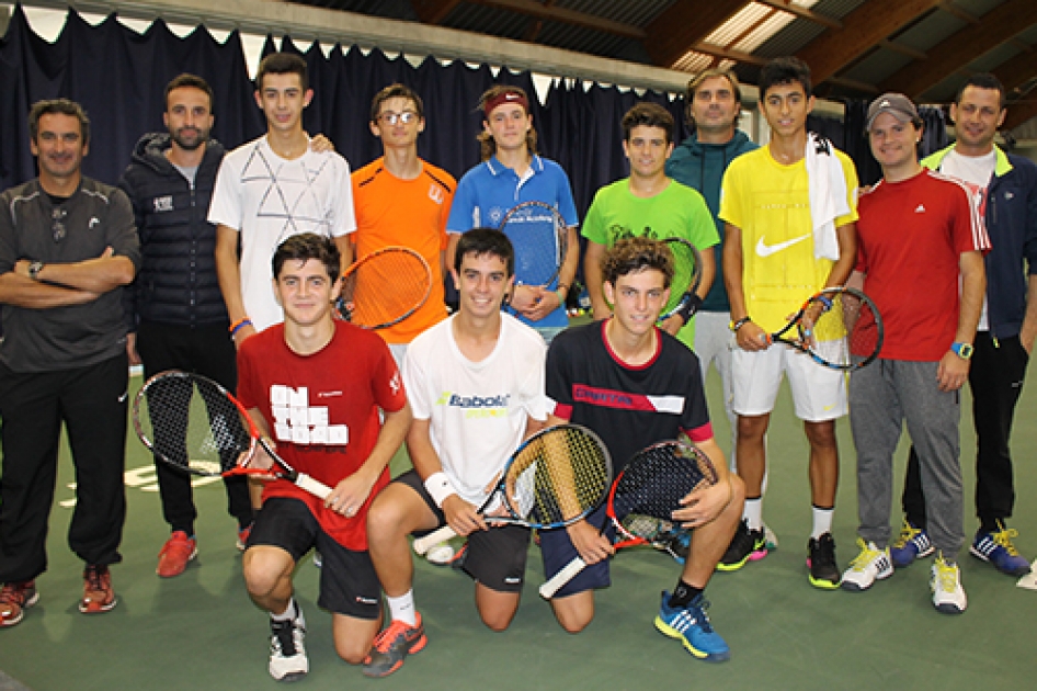 La RFET realiza la primera concentración juvenil en el CAR de Sant Cugat La RFET realiza la primera concentración juvenil en el CAR de Sant Cugat