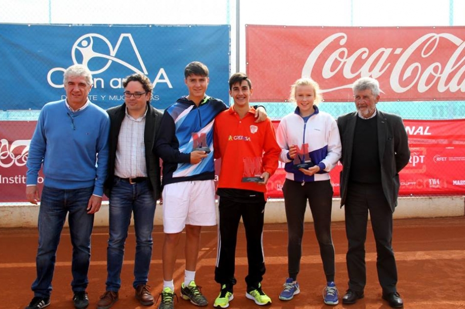Victorias de Javier Llinares y Eleonor Baglow en el segundo “Marca Jóvenes Promesas” en Córdoba Victorias de Javier Llinares y Eleonor Baglow en el segundo “Marca Jóvenes Promesas” en Córdoba