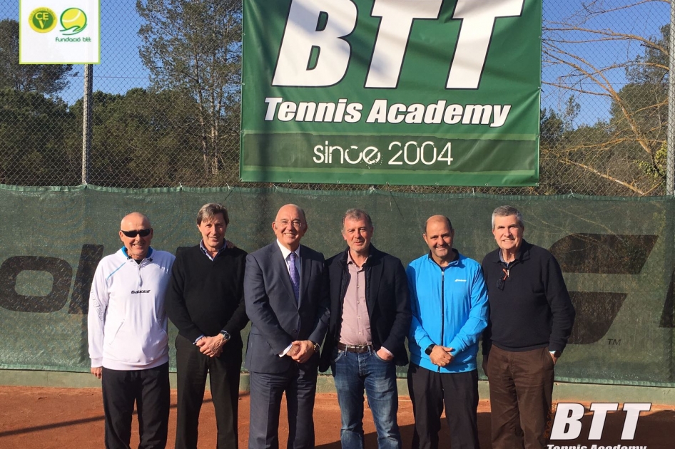 El Presidente y el Director Deportivo de la RFET visitan la academia internacional BTT Tennis Academy en Valldoreix