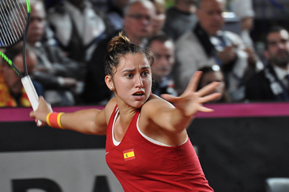 España queda 2-0 abajo ante Francia tras la primera jornada de Fed Cup España queda 2-0 abajo ante Francia tras la primera jornada de Fed Cup