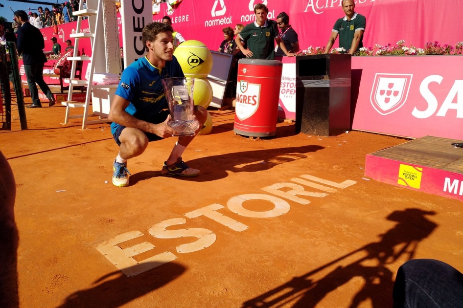 Carreño gana su primer título sobre tierra en Estoril y Bautista es semifinalista en Múnich Carreño gana su primer título sobre tierra en Estoril y Bautista es semifinalista en Múnich