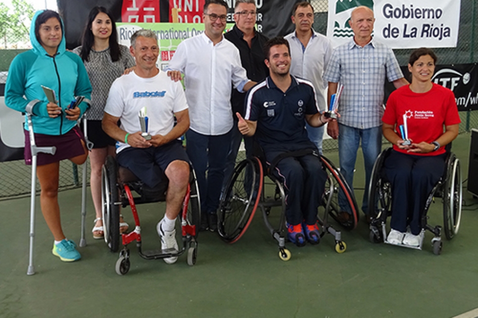 Enrique Siscar, Lola Ochoa y Roberto Romo triunfan en el internacional de tenis en silla de La Rioja Enrique Siscar, Lola Ochoa y Roberto Romo triunfan en el internacional de tenis en silla de La Rioja