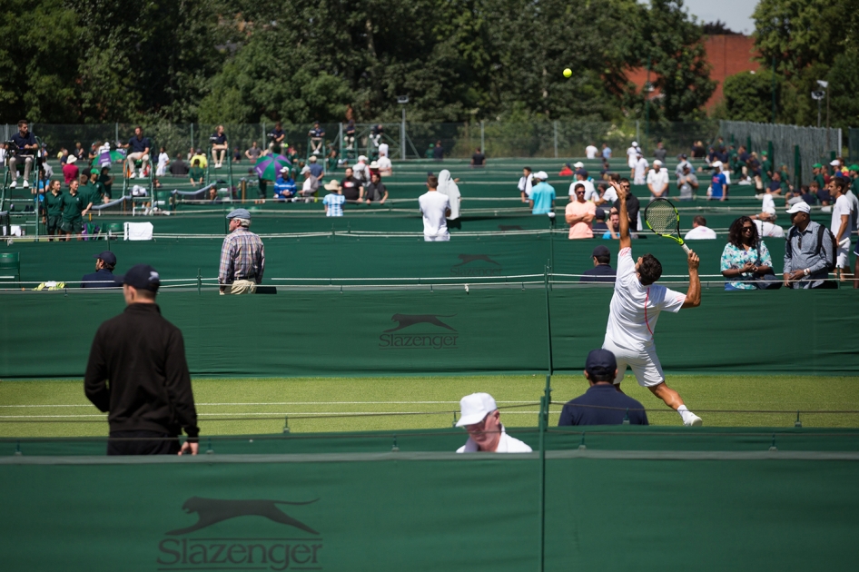 La previa de Wimbledon se queda sin españoles tras la derrota de Adrián Menéndez La previa de Wimbledon se queda sin españoles tras la derrota de Adrián Menéndez