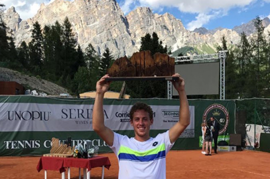 Roberto Carballés se reencuentra con la victoria en el Challenger de Cortina Roberto Carballés se reencuentra con la victoria en el Challenger de Cortina