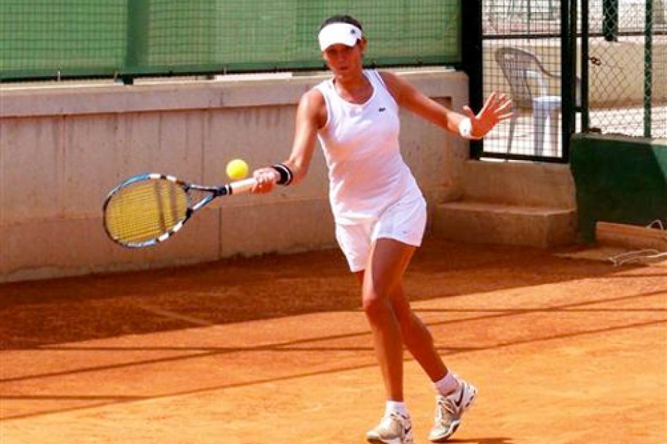 Garbiñe Muguruza conquista su primer título profesional en Vinarós Garbiñe Muguruza conquista su primer título profesional en Vinarós