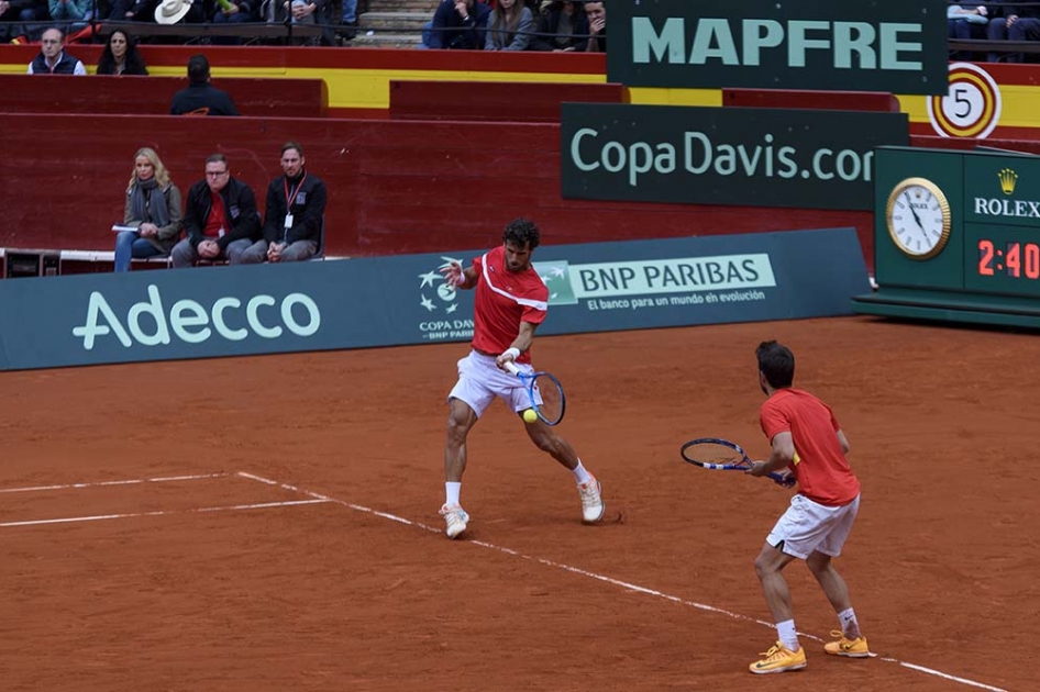 Feliciano y Marc López ceden en 5 sets el dobles de Copa Davis ante los alemanes Struff-Puetz Feliciano y Marc López ceden en 5 sets el dobles de Copa Davis ante los alemanes Struff-Puetz