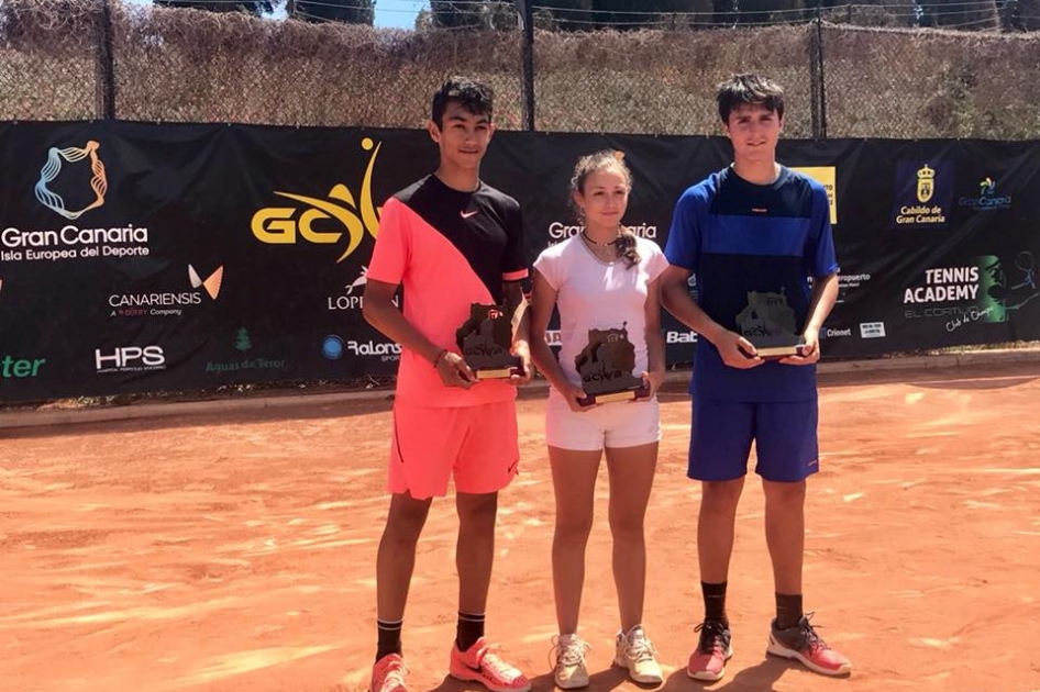 Pablo Llamas y Alba Rey se llevan el internacional júnior de Gran Canaria Pablo Llamas y Alba Rey se llevan el internacional júnior de Gran Canaria