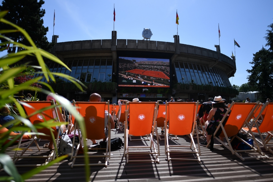 Roland Garros iza el teln con 16 tenistas espaoles en Pars