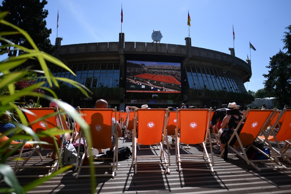 Roland Garros iza el telón con 16 tenistas españoles en París Roland Garros iza el telón con 16 tenistas españoles en París