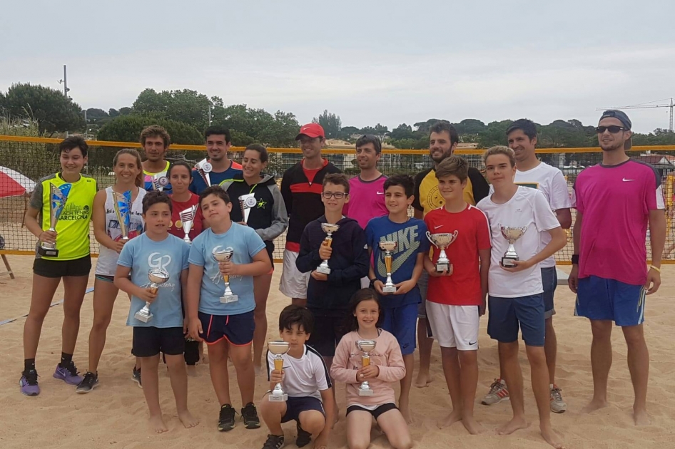 Victorias de Rodrguez/Magri y Gonzlez/Fernndez en el internacional de tenis playa de Sant Feliu de Guxols