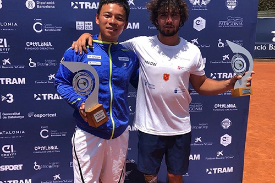 Daniel Caverzaschi, finalista del internacional de Barcelona donde gana el dobles con Martín de la Puente Daniel Caverzaschi, finalista del internacional de Barcelona donde gana el dobles con Martín de la Puente