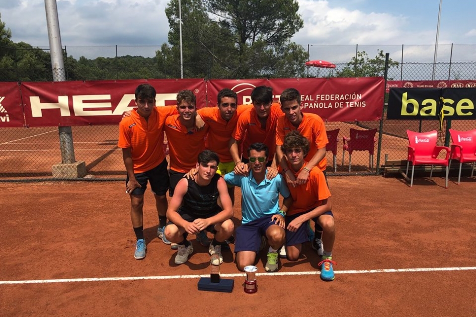 CT Nazaret y RCT Barcelona-1899 se reparten los títulos del Campeonato de España Cadete en Terrassa CT Nazaret y RCT Barcelona-1899 se reparten los títulos del Campeonato de España Cadete en Terrassa