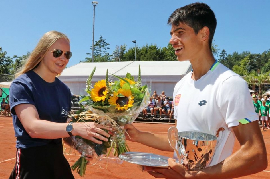 Triunfo de Carlos Alcaraz y final de Sandra Alonso en el circuito mundial júnior Triunfo de Carlos Alcaraz y final de Sandra Alonso en el circuito mundial júnior