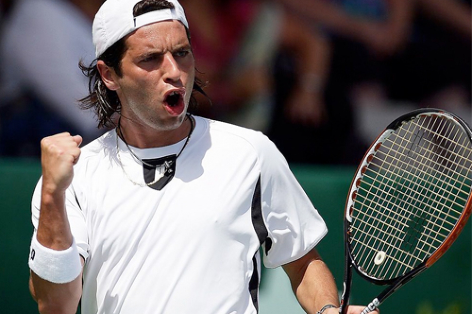 Albert Montañés se mete en las semifinales de Auckland donde Robredo cae eliminado Albert Montañés se mete en las semifinales de Auckland donde Robredo cae eliminado