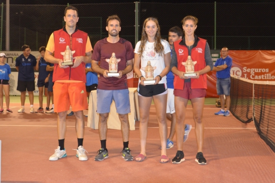 Ricardo Villacorta y Mara Gutirrez ganan el abierto de Baza en las IBP Uniuso Tennis Series  Circuito Nacional RFET