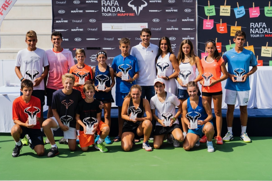 Daniel Mérida, Carolina Gómez, Roger Pascual y Marta Soriano ganan el Máster del Rafa Nadal Tour by MAPFRE Daniel Mérida, Carolina Gómez, Roger Pascual y Marta Soriano ganan el Máster del Rafa Nadal Tour by MAPFRE