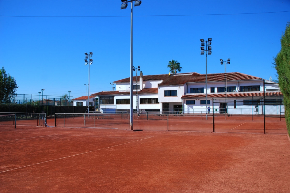 La lluvia impide concluir el torneo internacional femenino del CT Castellón La lluvia impide concluir el torneo internacional femenino del CT Castellón