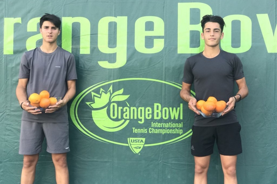 Pablo Llamas gana la Orange Bowl Sub’16 en individuales y en dobles junto a Ángel Guerrero Pablo Llamas gana la Orange Bowl Sub’16 en individuales y en dobles junto a Ángel Guerrero
