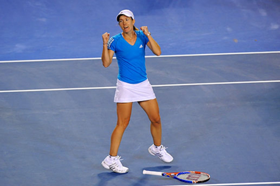 Serena Williams y Justine Henin jugarán la final del Open de Australia tras acabar con el sueño chino Serena Williams y Justine Henin jugarán la final del Open de Australia tras acabar con el sueño chino