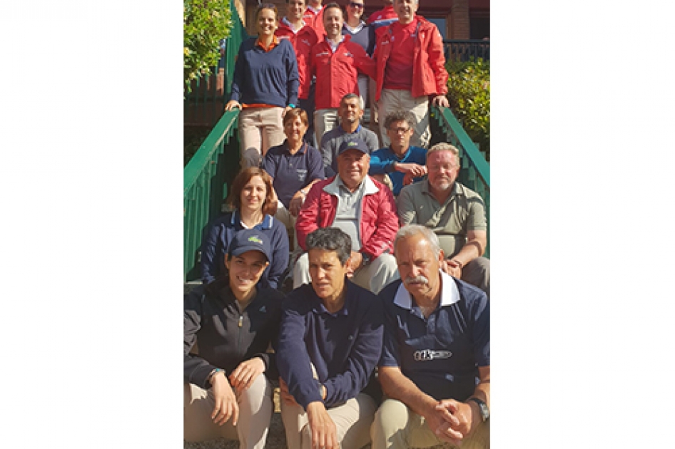 Equipo arbitral en el torneo femenino ITF de 60 mil dólares en Les Franqueses del Vallès Equipo arbitral en el torneo femenino ITF de 60 mil dólares en Les Franqueses del Vallès