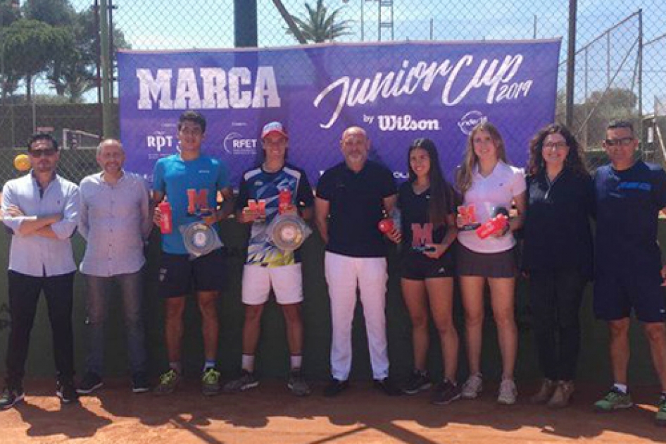 Diego A. Barreto y Claudia Sánchez ganan la segunda prueba del nuevo “RPT - MARCA Junior Cup” en Valencia Diego A. Barreto y Claudia Sánchez ganan la segunda prueba del nuevo “RPT - MARCA Junior Cup” en Valencia