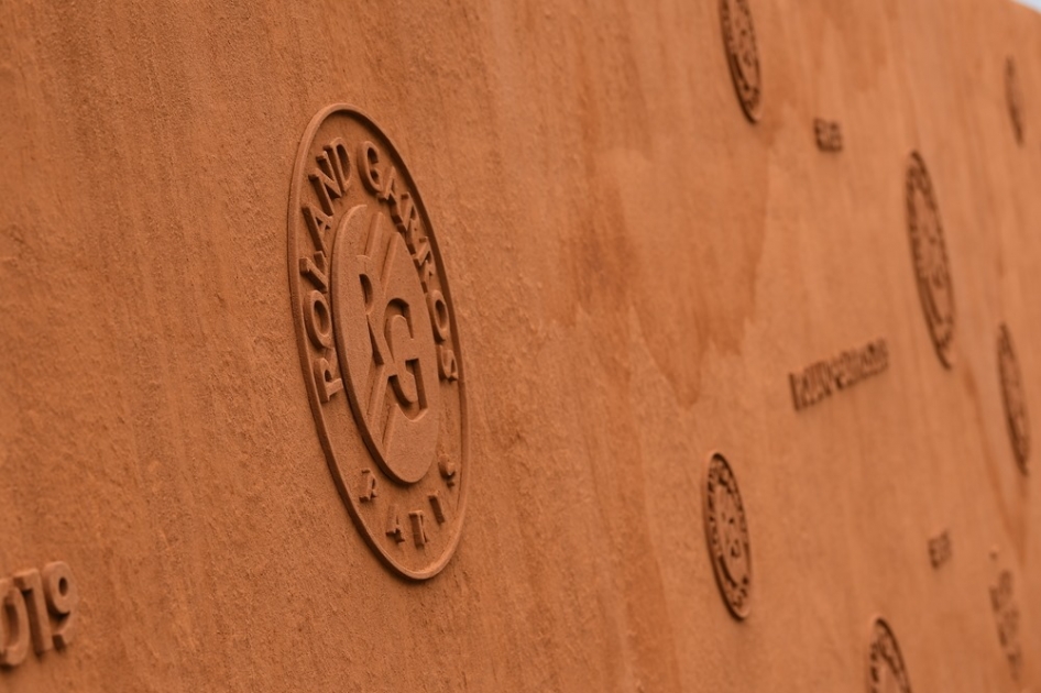 Roland Garros iza el telón con 11 españoles en la fase previa Roland Garros iza el telón con 11 españoles en la fase previa