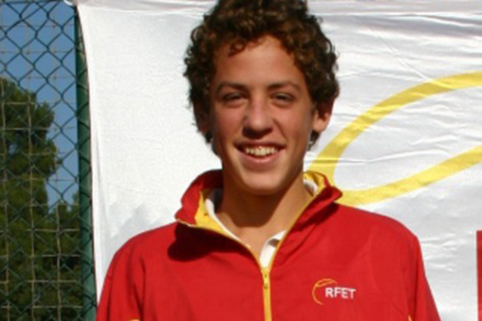 Roberto Carballés alcanza en Suiza los cuartos de final del internacional júnior de Oberentfelden Roberto Carballés alcanza en Suiza los cuartos de final del internacional júnior de Oberentfelden