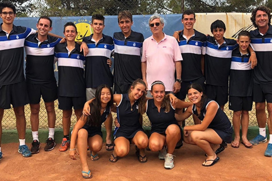 El CT Barcino logra el primer doblete en la historia del Campeonato de España Cadete “Yellow Cup” El CT Barcino logra el primer doblete en la historia del Campeonato de España Cadete “Yellow Cup”