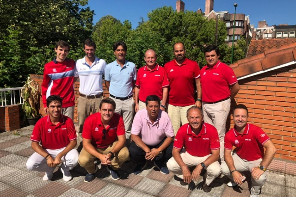 Equipo arbitral en la doble cita internacional en el RC Jolaseta de Getxo Equipo arbitral en la doble cita internacional en el RC Jolaseta de Getxo