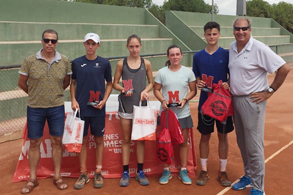 El tercer torneo en Valencia del “Marca Jóvenes Promesas” da el triunfo a Antonio Prat y Lidón Amurrio El tercer torneo en Valencia del “Marca Jóvenes Promesas” da el triunfo a Antonio Prat y Lidón Amurrio
