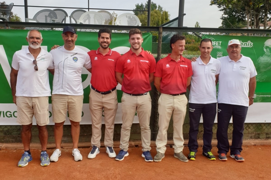Equipo arbitral gallego en el 79º Concurso Internacional de Vigo Equipo arbitral gallego en el 79º Concurso Internacional de Vigo
